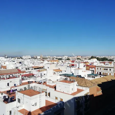 House Triana Апартаменты